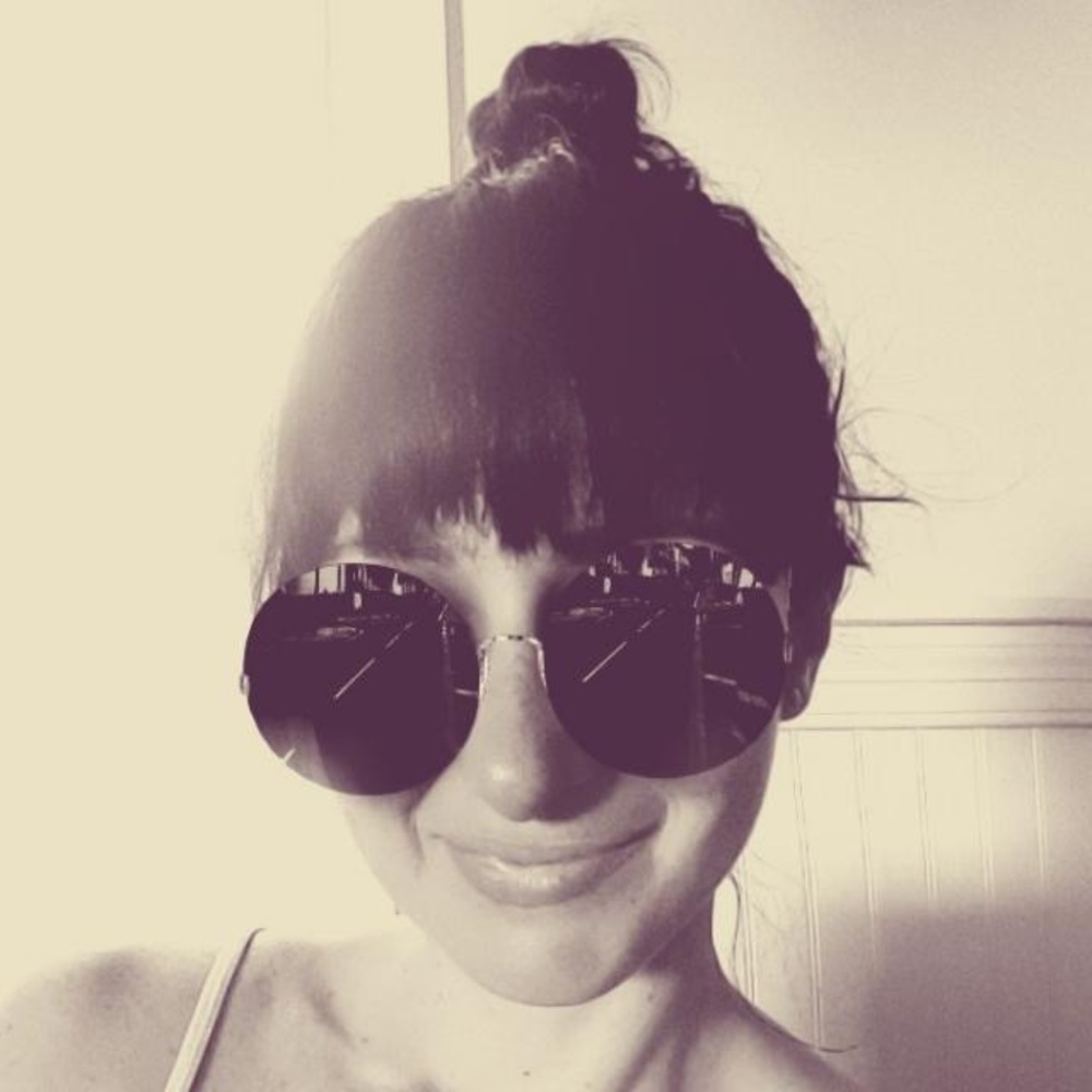 Meet your Posher, Anna maria